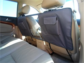 Защитная перегородка на спинки передних сидений серая. P17918Gr